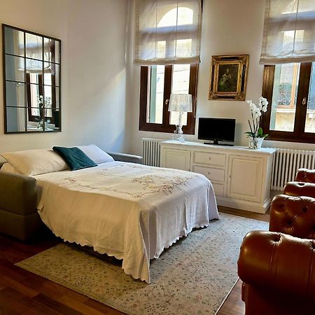 Santa Caterina: Charming Apartment 特雷维索 外观 照片